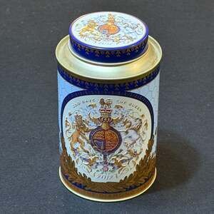 The Royal Collection Queen Elizabeth II 2012 Diamond Jubilee Blend Tea Caddy Tin